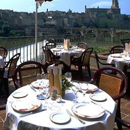 Salle du petit-déjeuner située dans le restaurant Mercure Albi Bastides Fotos