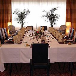Salle du petit-déjeuner située dans le restaurant Mercure Angers Lac de Maine Fotos