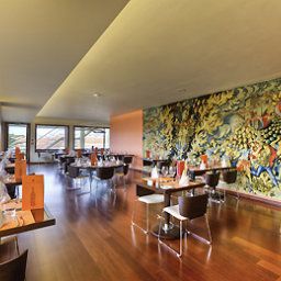 Breakfast room within restaurant Mercure Porto Centro Hotel Fotos