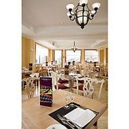 Breakfast room within restaurant Mercure Porto Centro Hotel Fotos