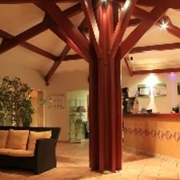 Reception Best Western Uzes Pont du Gard Fotos