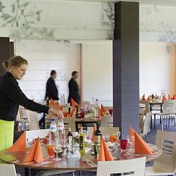 Sala śniadaniowa w restauracji ibis Styles Meeting Center Louvain la Neuve Fotos