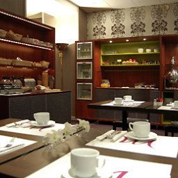 Sala de desayuno en el restaurante Mercure Lyon Beaux-Arts Fotos