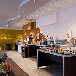 Salle du petit-déjeuner située dans le restaurant Novotel Massy Palaiseau Fotos