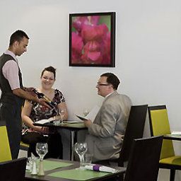 Sala colazione nel ristorante Novotel Saint Avold Fotos