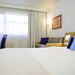 Zimmer Novotel Lyon Nord Porte de Lyon Fotos
