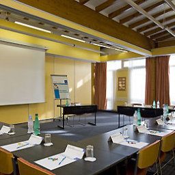Salle de séminaires Novotel Marseille Est Fotos