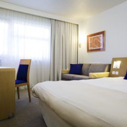 Номер Novotel Lyon Nord Porte de Lyon Fotos
