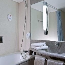 Camera da bagno Best Western Grand City Fotos