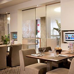 Bar Novotel Lyon La Part Dieu Fotos
