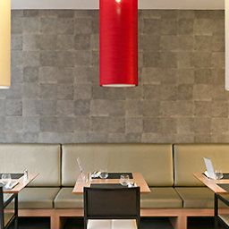 Salle du petit-déjeuner située dans le restaurant Novotel Lyon La Part Dieu Fotos
