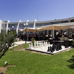 Salle du petit-déjeuner située dans le restaurant Novotel La Grande Motte Fotos