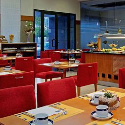 Sala colazione nel ristorante TRYP Valencia Oceánic Hotel Fotos