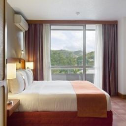 Room Holiday Inn PORT MORESBY Fotos