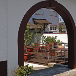 Terrasse Heckenrose Fotos