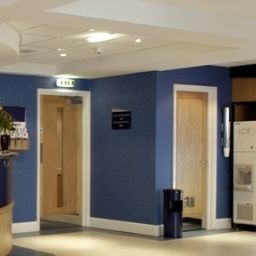Halle Holiday Inn Express ABERDEEN CITY CENTRE Fotos
