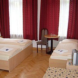 Zimmer Aurum Pension Fotos