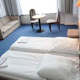 Zimmer Aurum Pension Fotos