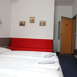 Zimmer Aurum Pension Fotos