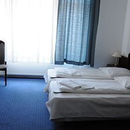 Zimmer Aurum Pension Fotos