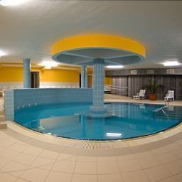Pool Vértes Konferencia és Wellness Fotos