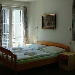 Room Filip Fotos