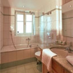 Camera da bagno Auf der Gsteig Landhaus Fotos