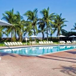 Pool Holiday Inn MIAMI BEACH-OCEANFRONT Fotos