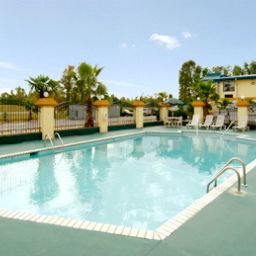 Piscine BEST WESTERN Magnolia Manor Fotos