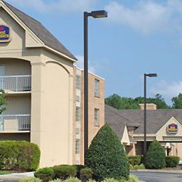 Exterior view BEST WESTERN Raleigh North-Downtown Fotos
