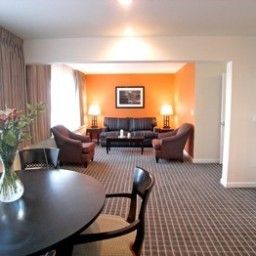 Suite The Inn at Jack London Square Fotos