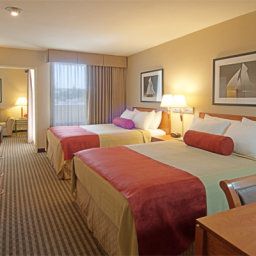 Room BEST WESTERN PLUS Royal Palace Inn & Suites Fotos