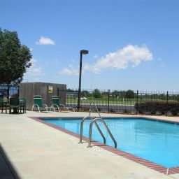 Vista exterior BEST WESTERN Governors Inn & Suites Fotos