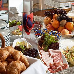 Buffet Best Western  Maintal Fotos