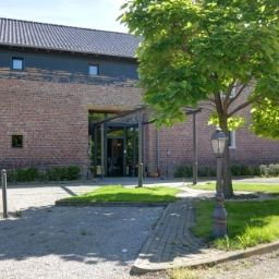  Burg Obbendorf Fotos