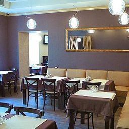 Frühstücksraum im Restaurant Nevsky Grand Fotos