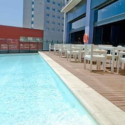 Pool Barcelona Princess Fotos