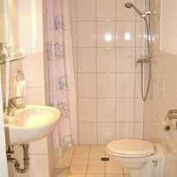 Badezimmer Budapester Hof Fotos