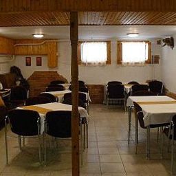 Sala colazione nel ristorante Bai Panzio Fotos