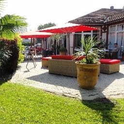 Terrasse Kyriad - Nimes Ouest Fotos