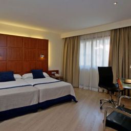 Camera TRYP Valencia Azafata Hotel Fotos