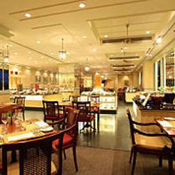Restaurant Renaissance Riverside Hotel Saigon Fotos