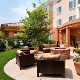 Фасад Courtyard Ventura Simi Valley Fotos
