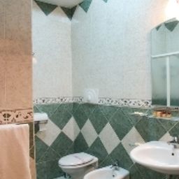 Camera da bagno Sorriso Fotos