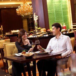 Бар Holiday Inn BANGKOK SILOM Fotos