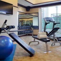 Финтнес Holiday Inn BANGKOK SILOM Fotos