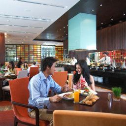 Ресторан Holiday Inn BANGKOK SILOM Fotos