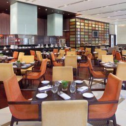 Ресторан Holiday Inn BANGKOK SILOM Fotos