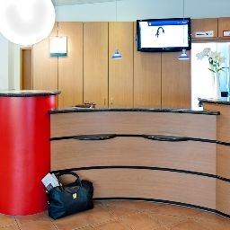 Recepción ibis Muenchen Parkstadt Schwabing Fotos