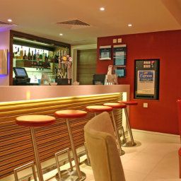 Bar Holiday Inn Express STEVENAGE Fotos